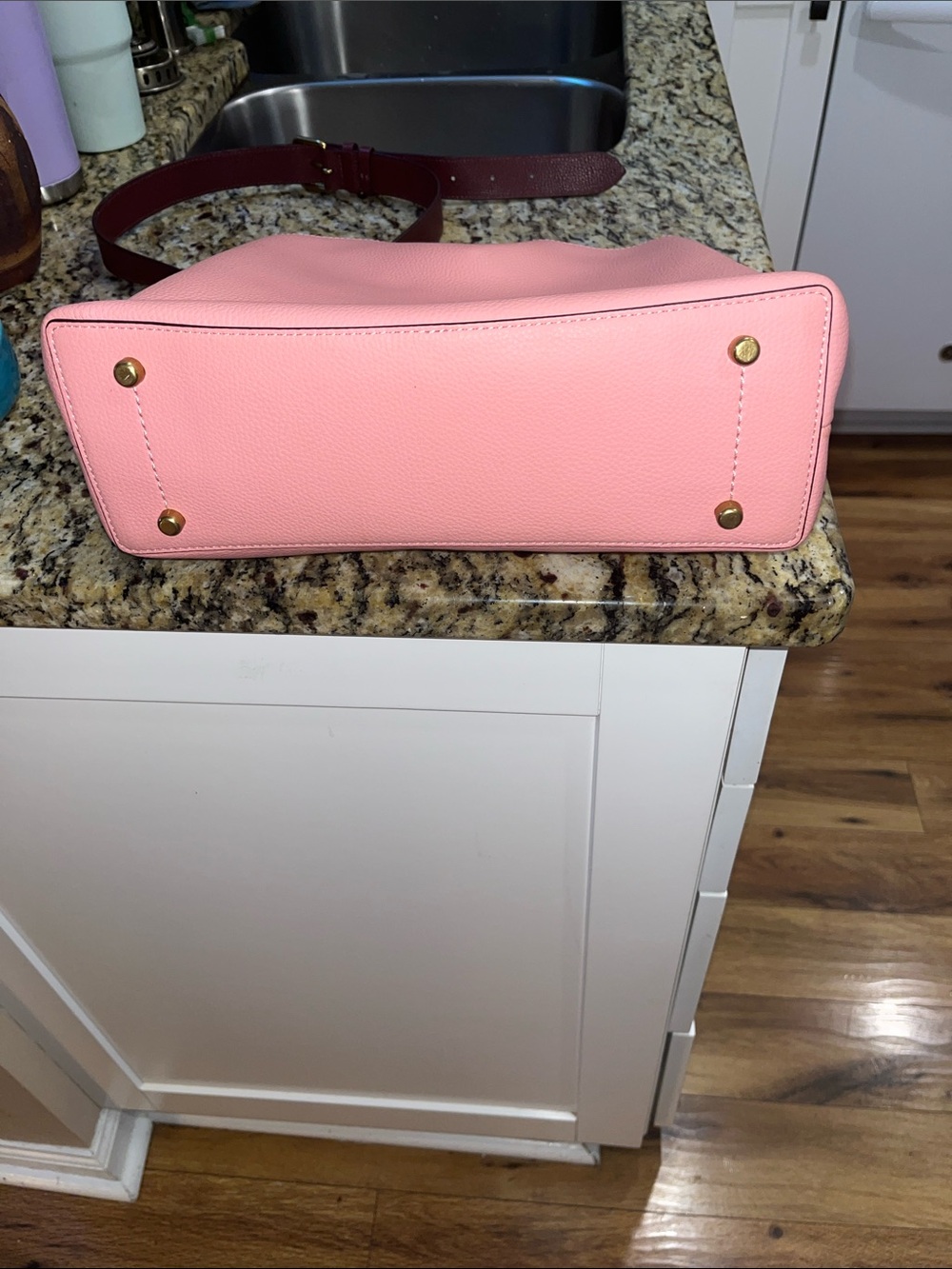 Coach Willow in candy pink and burgundy handbag/crossbody with turnlock. - Picture 4 of 5